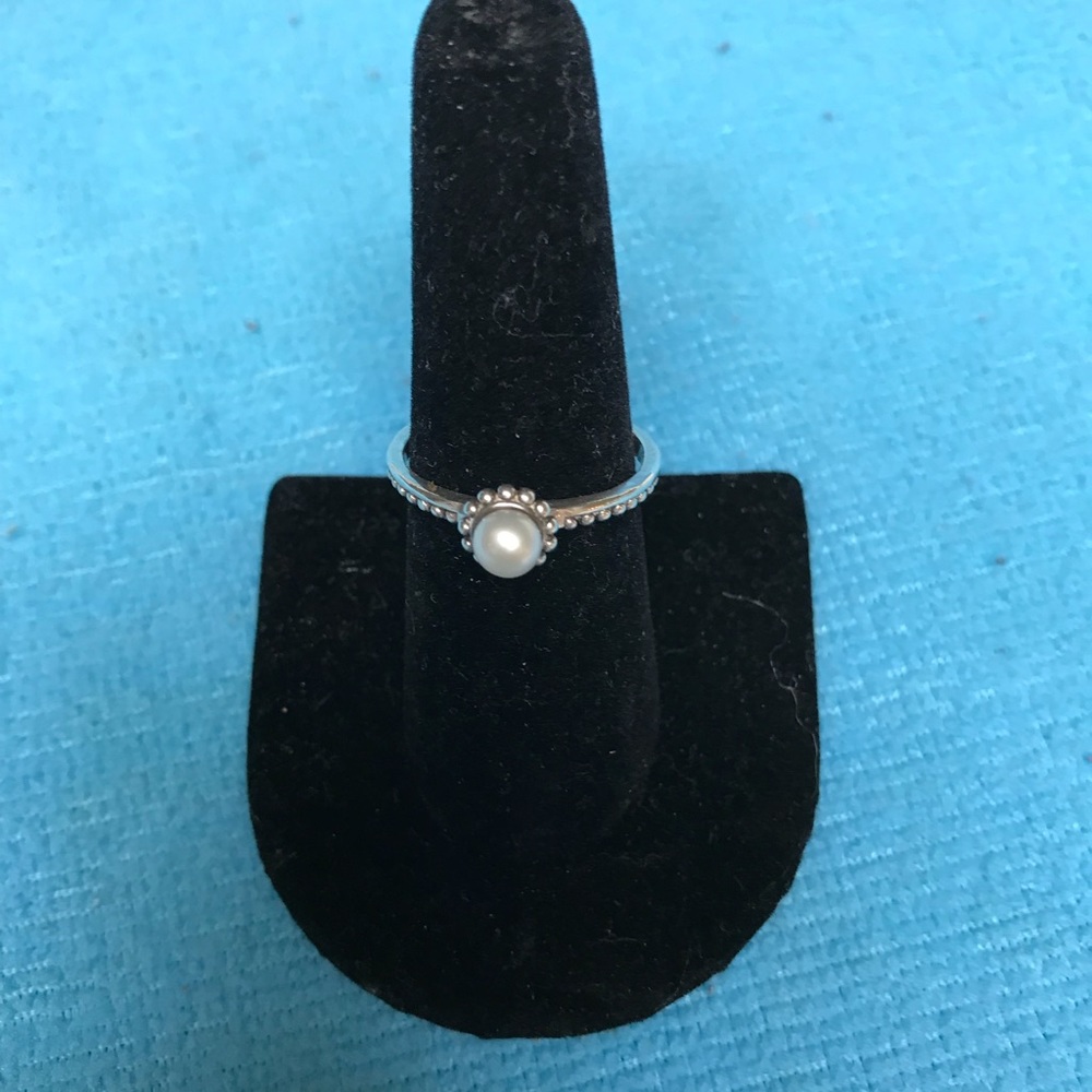 Silpada Pearl Stacking Ring Item R2746